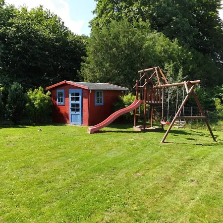 Familienidyll Usedom Mit Garten & Wlan * Цинновиц