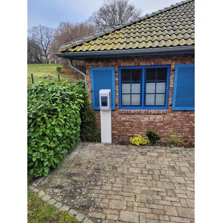 Апартаменты Familienidyll Usedom Mit Garten & Wlan *