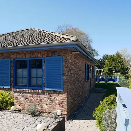 Familienidyll Usedom Mit Garten & Wlan Апартаменты *