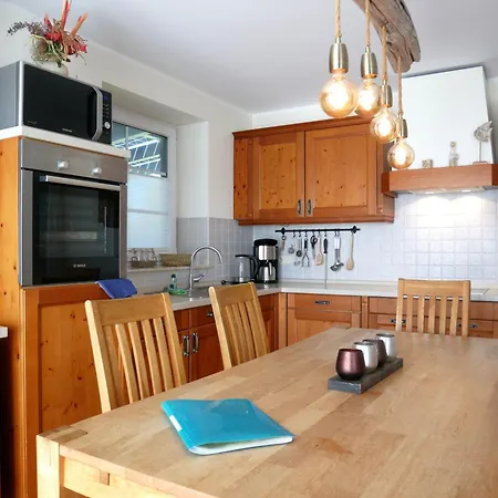 Апартаменты Familienidyll Usedom Mit Garten & Wlan *